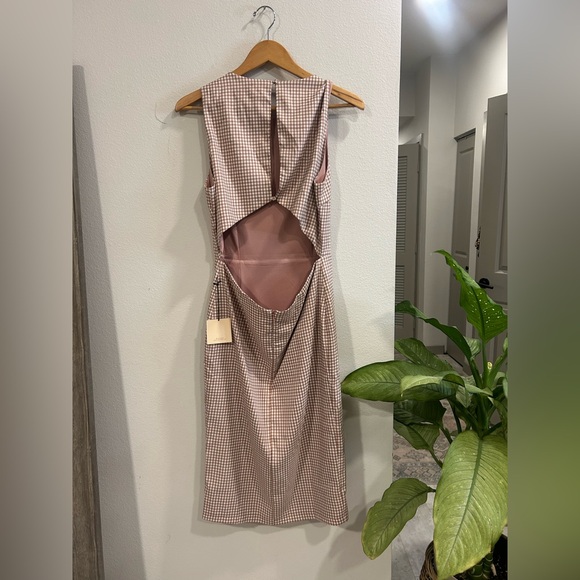 NWT Superdown Pink and Cream Ally Midi Dress in Pink Gingham Backless Dress - Picture 1 of 12